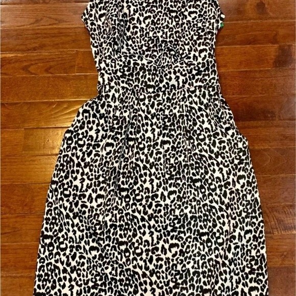 XOXO animal print sheath dress with pockets size 3 - Picture 3 of 8